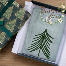 Load image into Gallery viewer, Plain Tree
